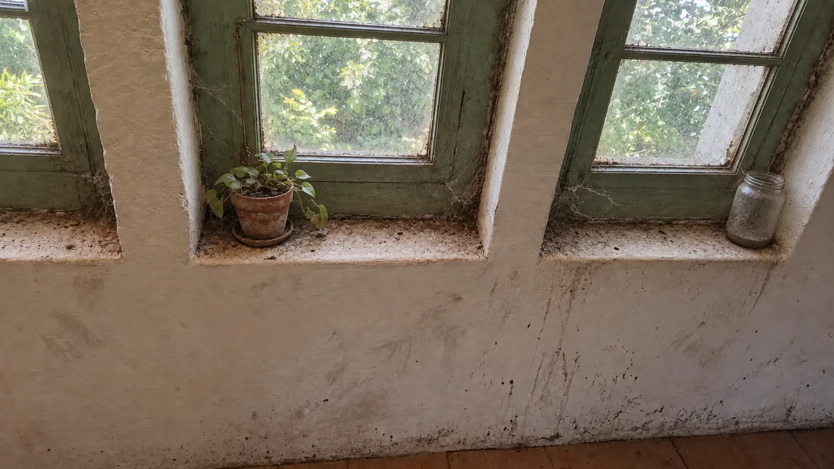 Wand & Fensterbereich — Vorher